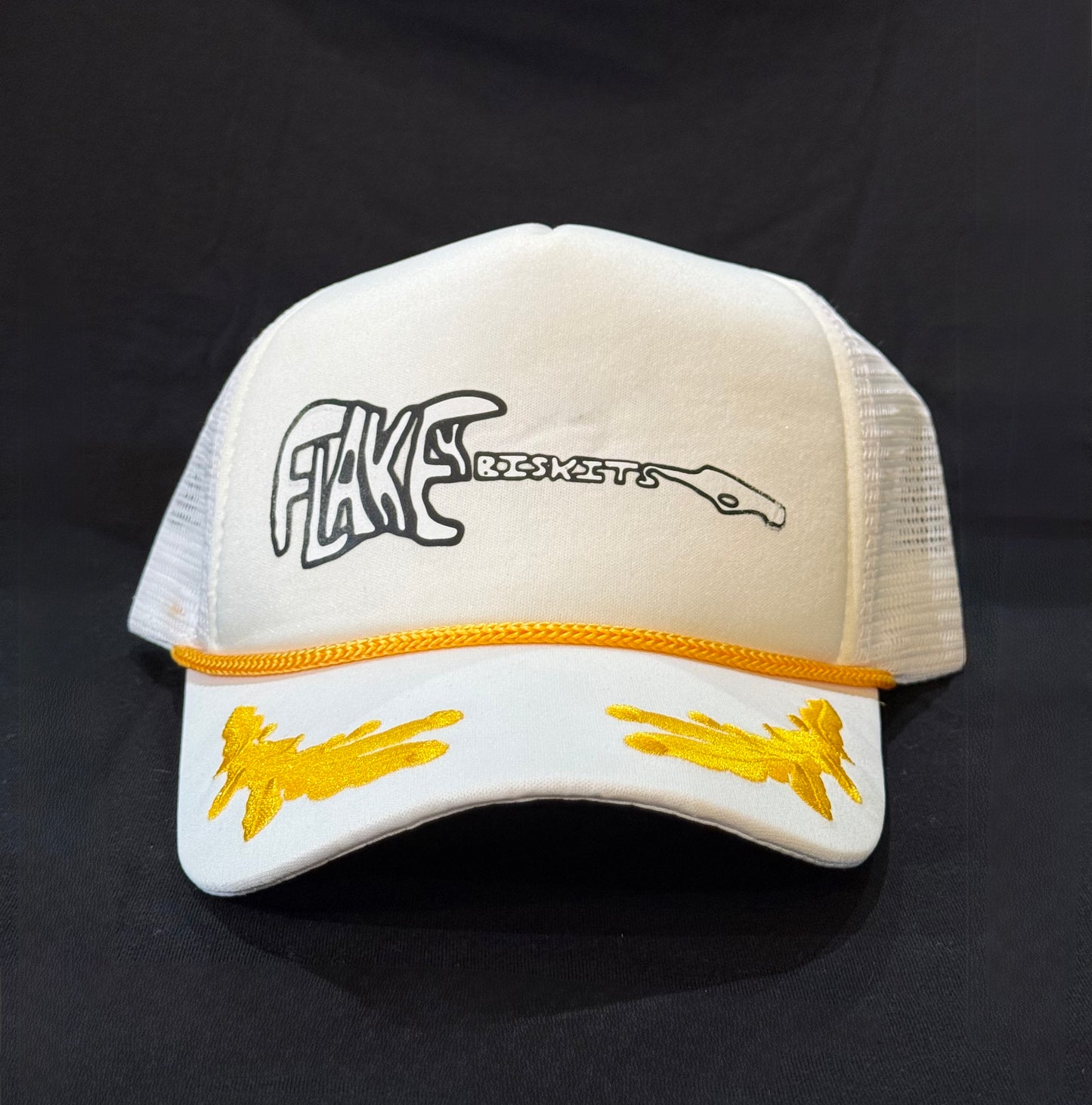 White Flakey Hat Gold